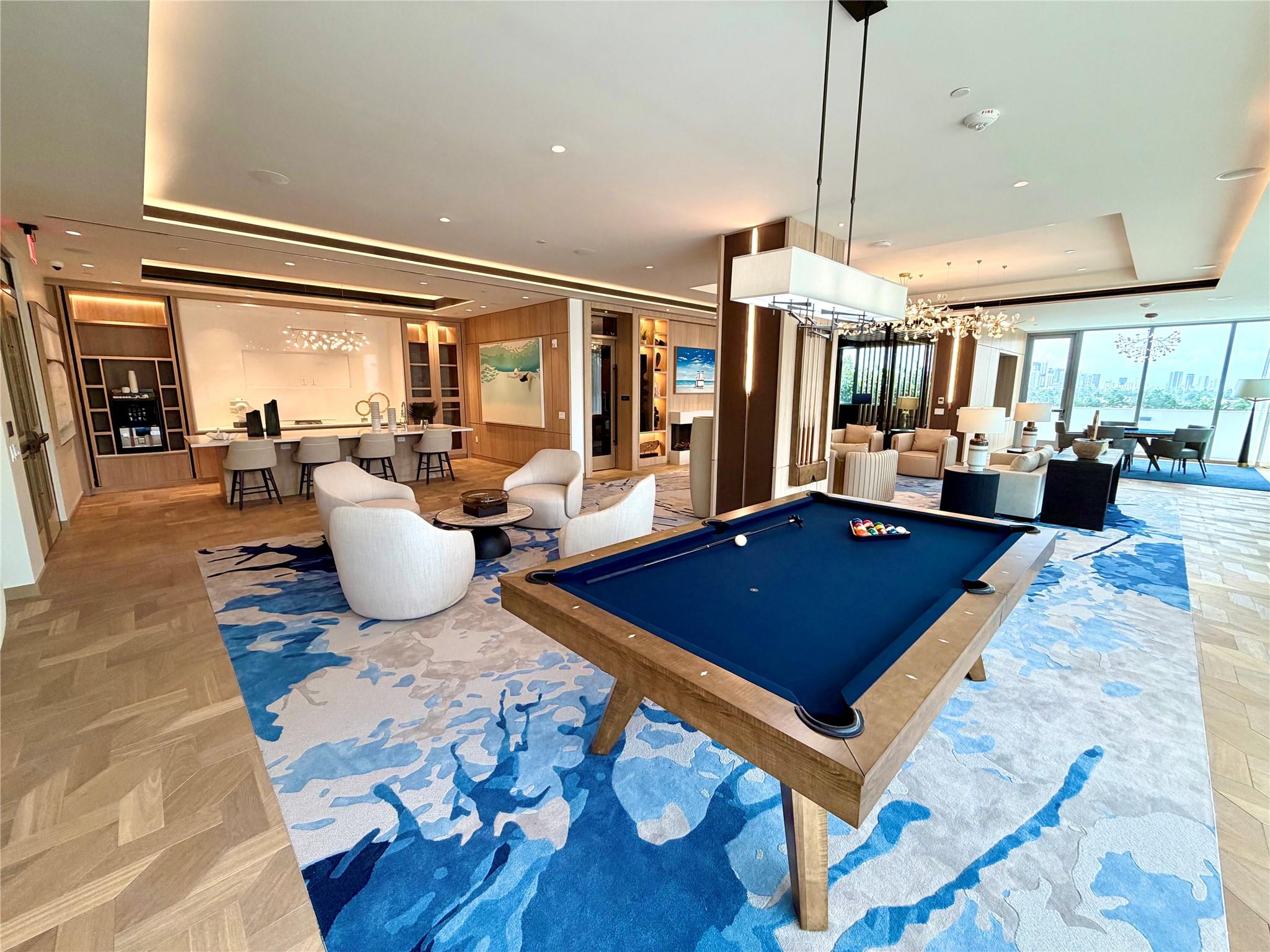 SELENE OCEANFRONT RESIDEN - Residential