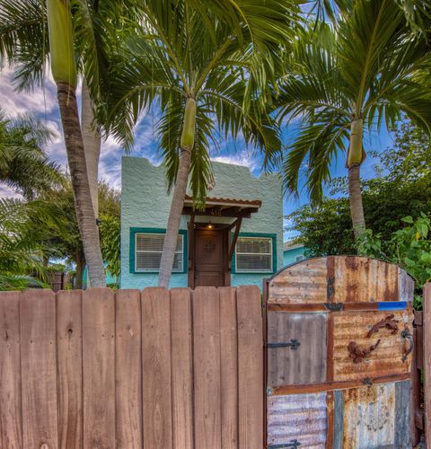 A home in Lake Worth Beach