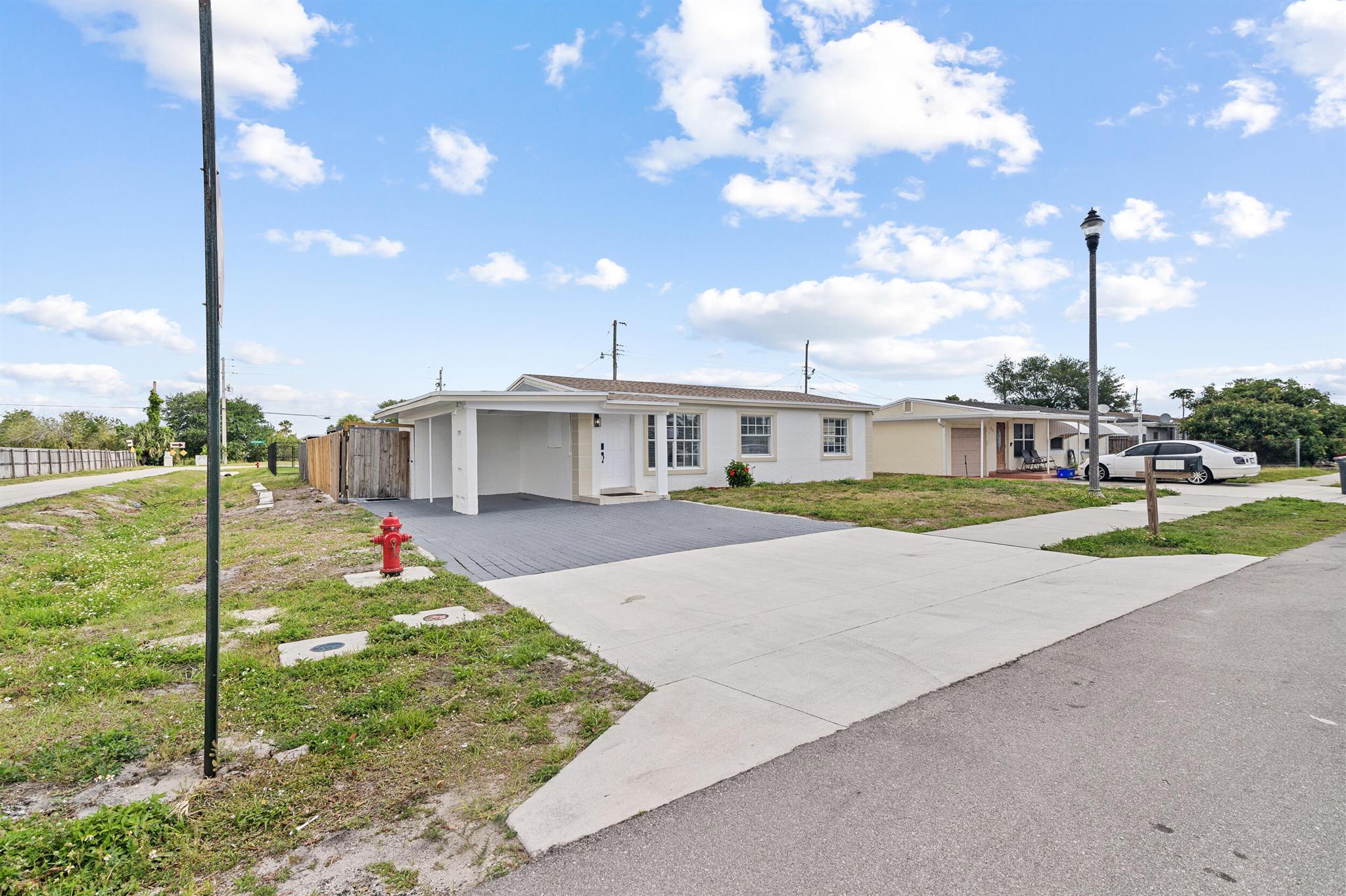 2137 Longwood Road