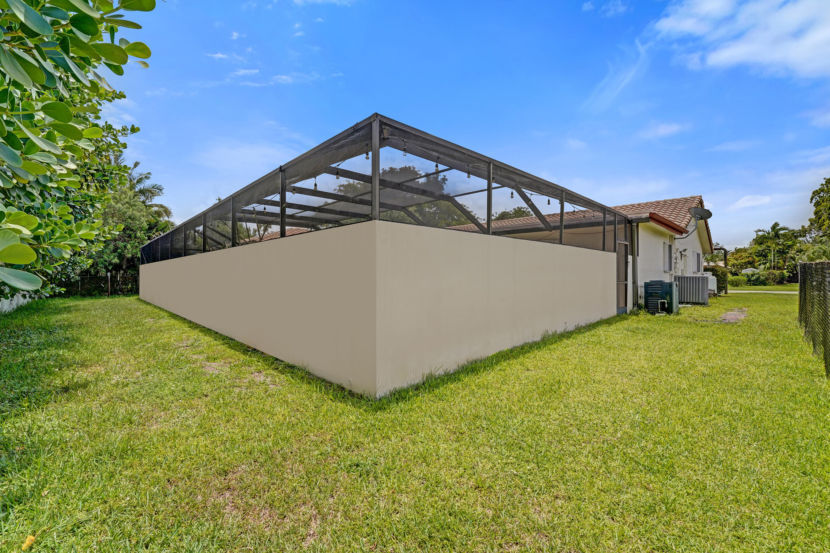 ELDORADO ESTATES IN PLANTATION - Residential