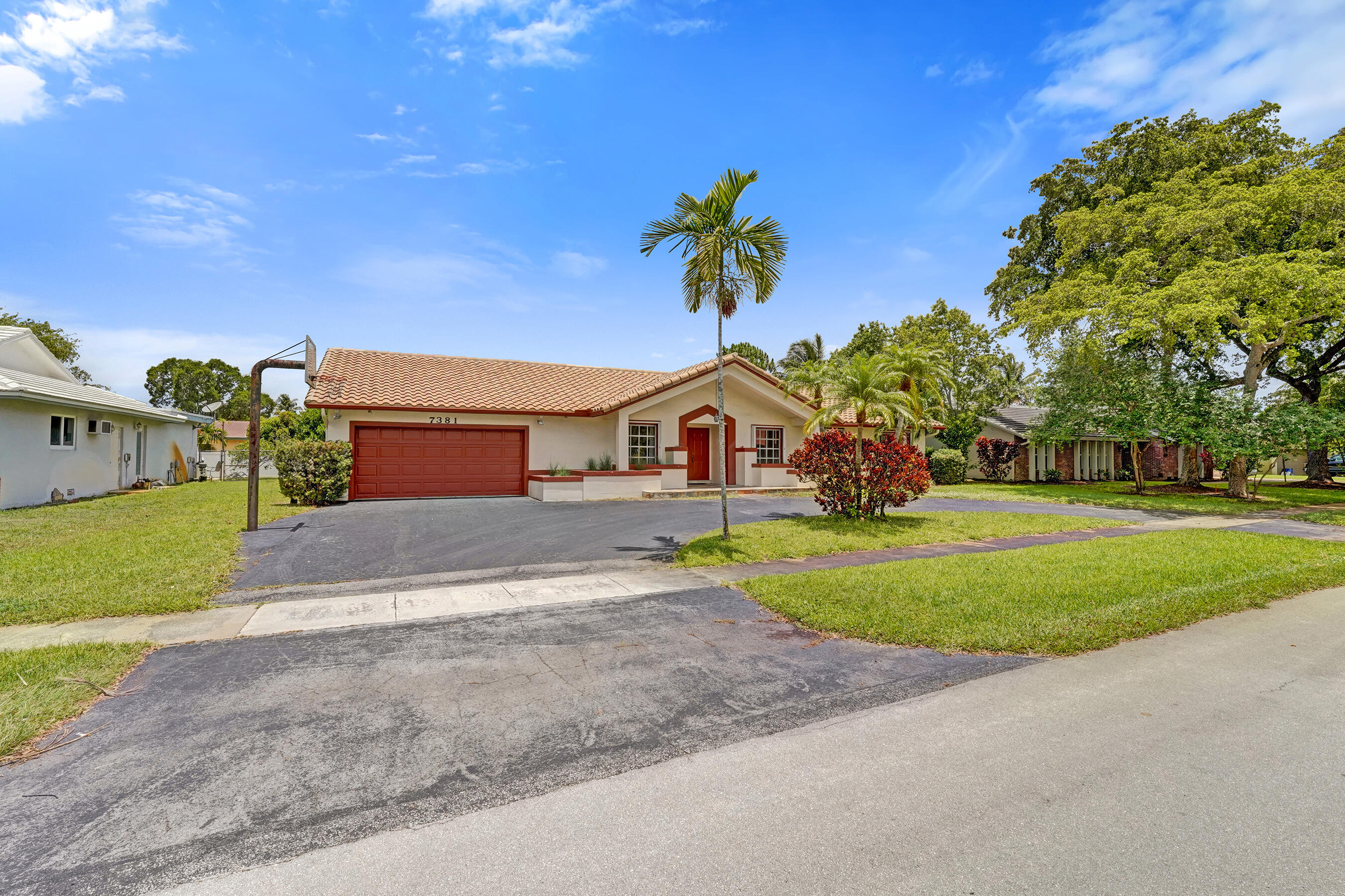 ELDORADO ESTATES IN PLANTATION - Residential