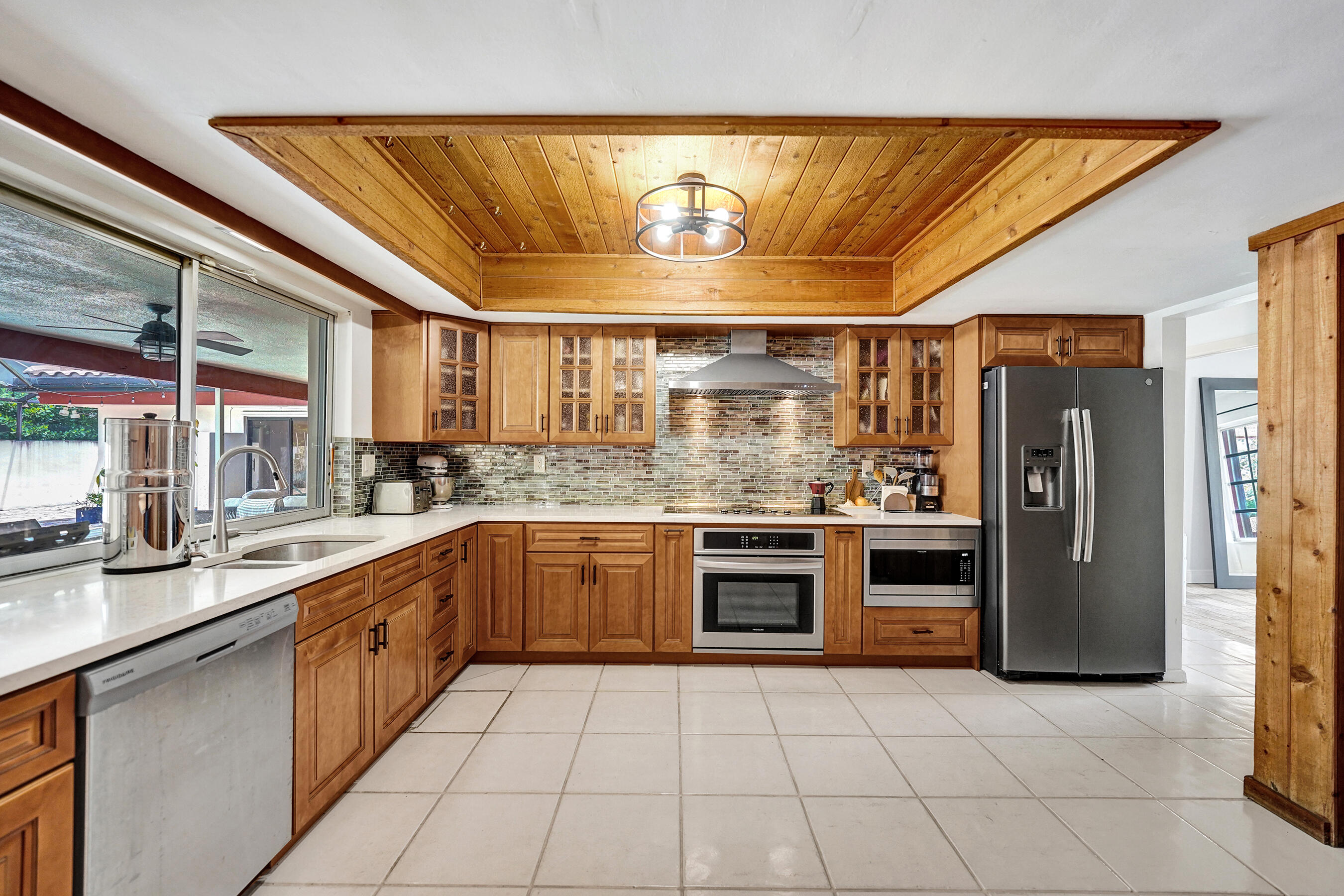 ELDORADO ESTATES IN PLANTATION - Residential