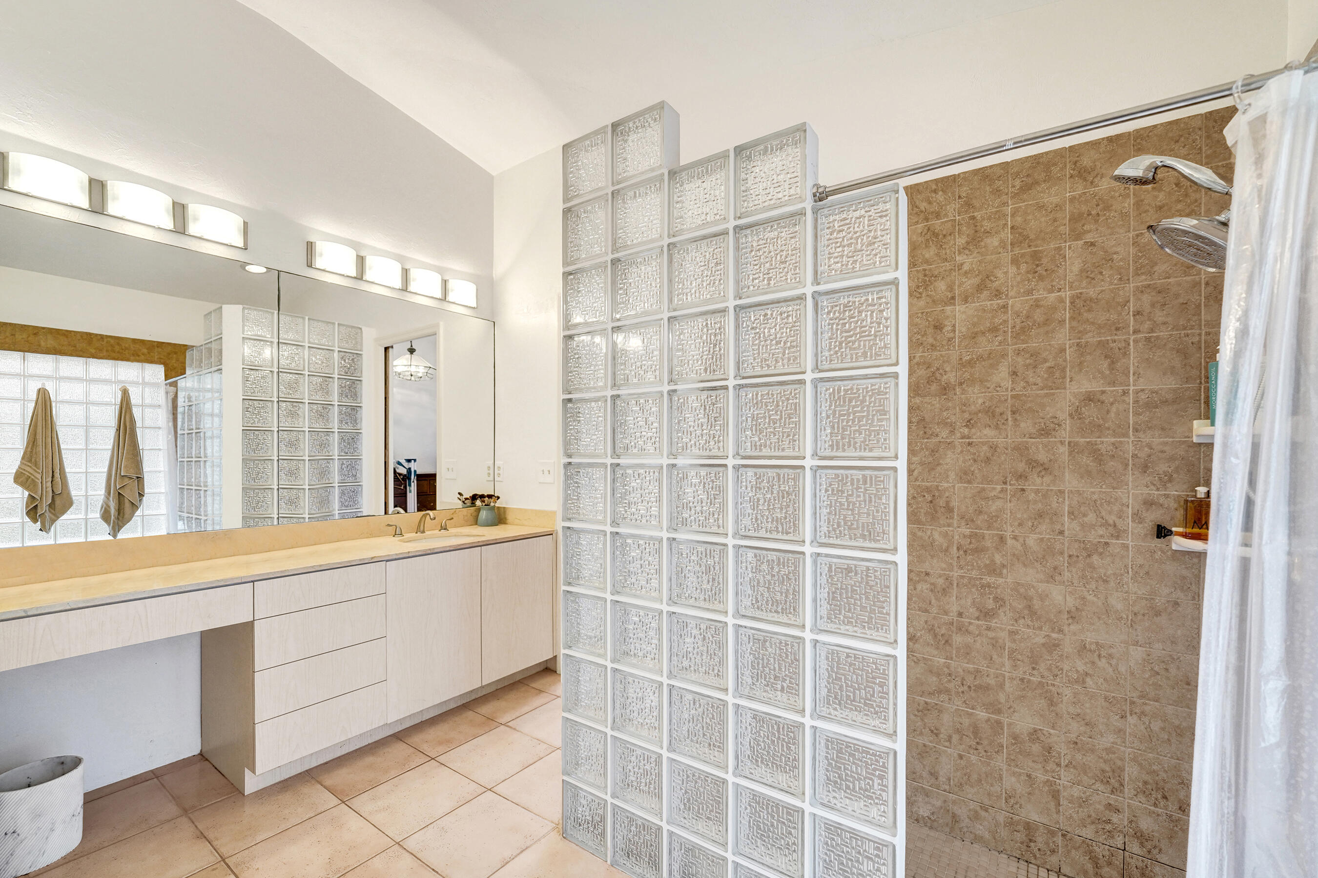 ELDORADO ESTATES IN PLANTATION - Residential