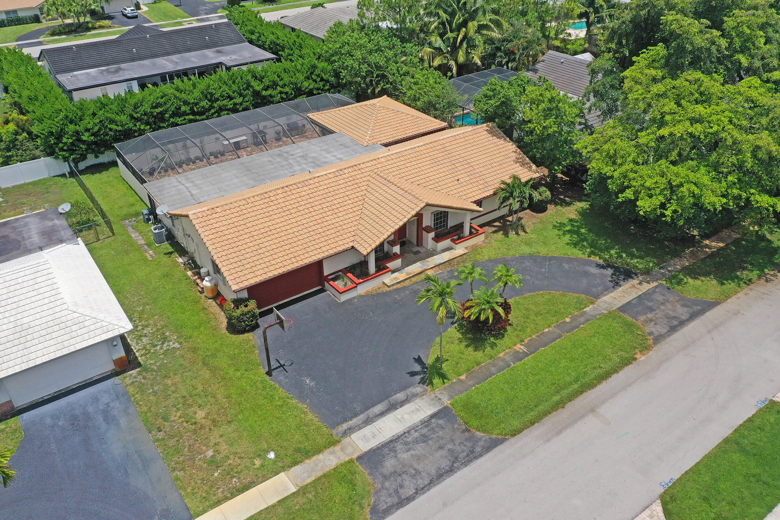 ELDORADO ESTATES IN PLANTATION - Residential