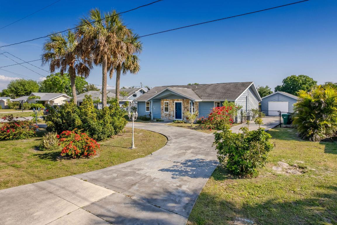 TAYLOR CREEK - Residential