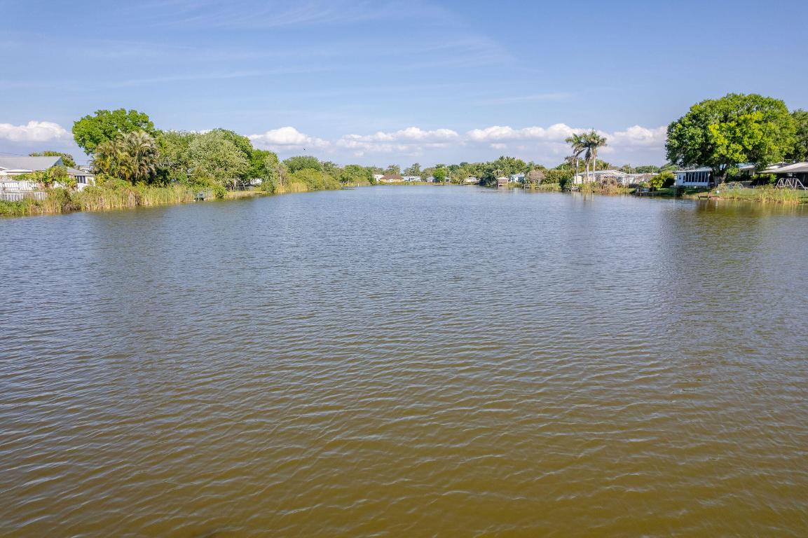 TAYLOR CREEK - Residential