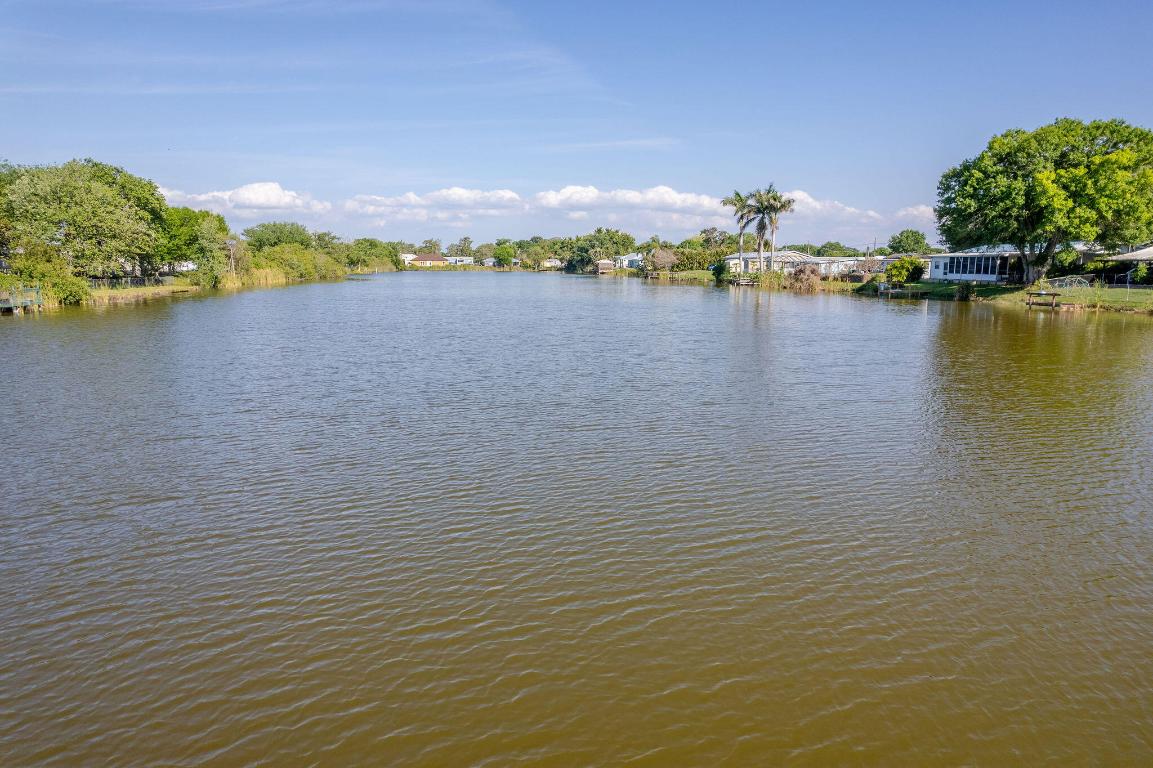 TAYLOR CREEK - Residential