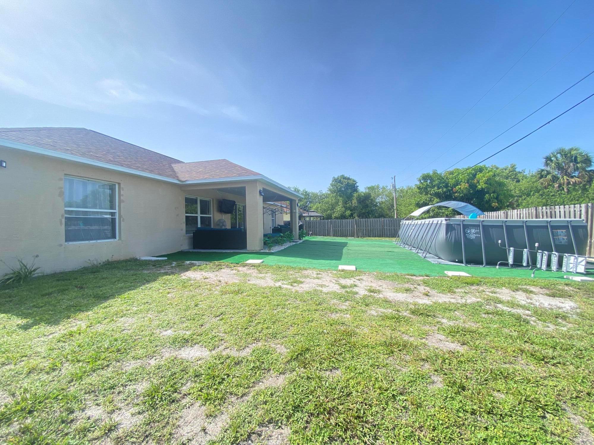 PORT ST LUCIE SECTION 33 - Residential Lease