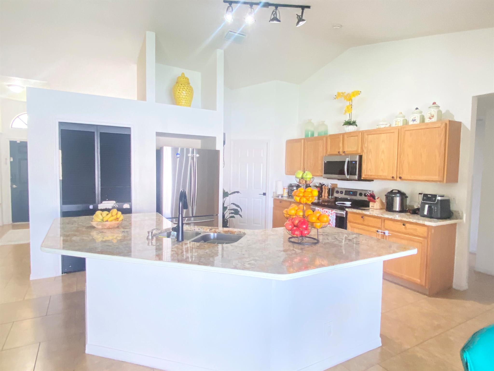 PORT ST LUCIE SECTION 33 - Residential Lease