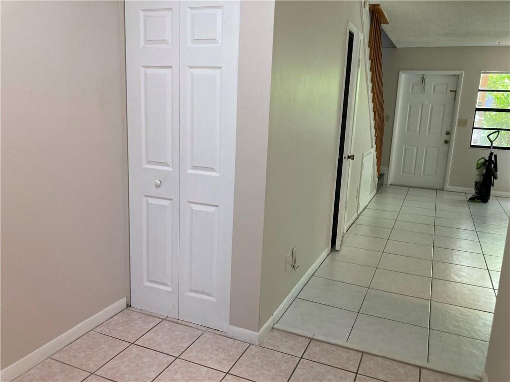 Pembroke Pointe Sec One 1 - Residential Lease