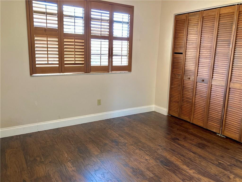 Pembroke Pointe Sec One 1 - Residential Lease