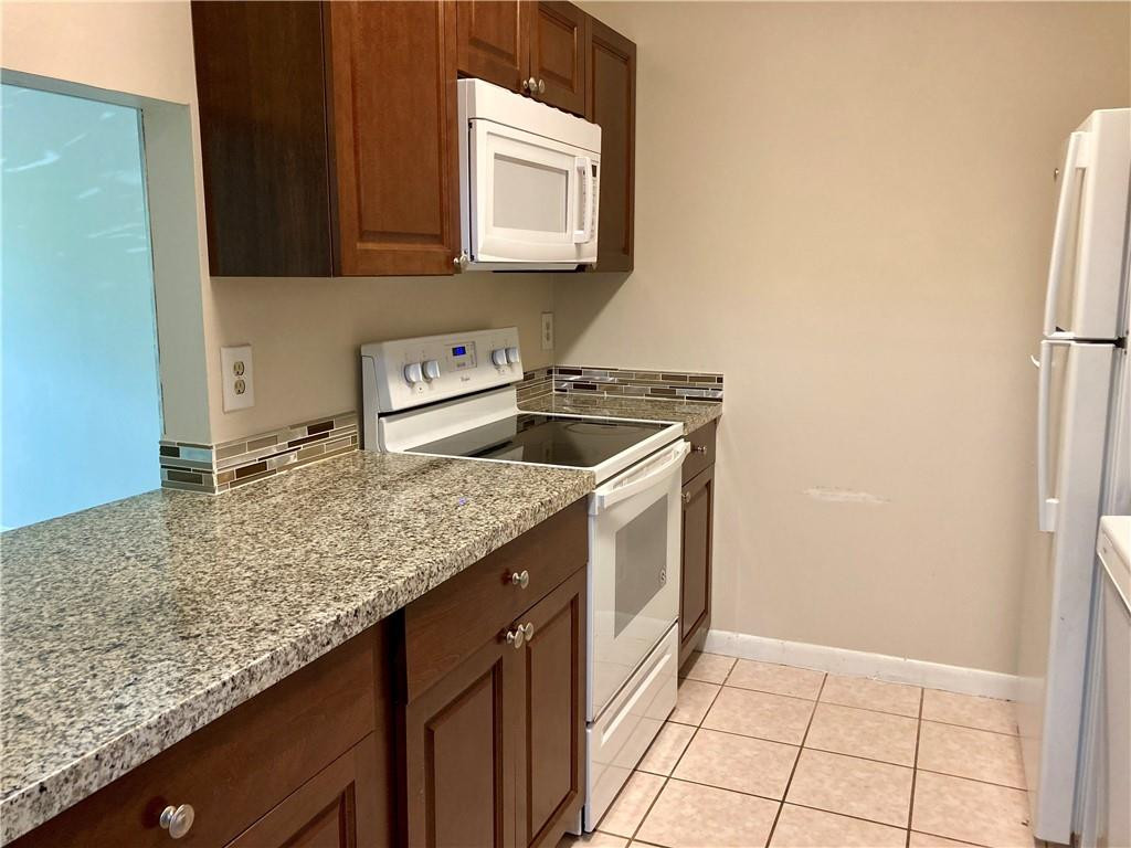 Pembroke Pointe Sec One 1 - Residential Lease