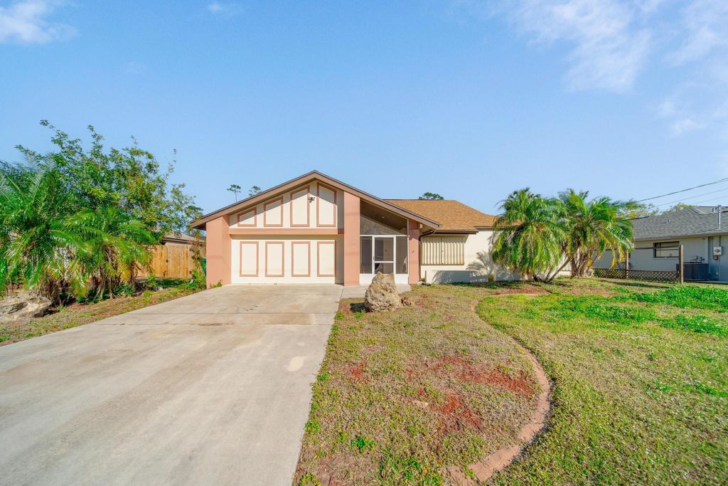 Photo of 1224 Inverness Street, Port Charlotte, FL 33952 (MLS # B26020410)