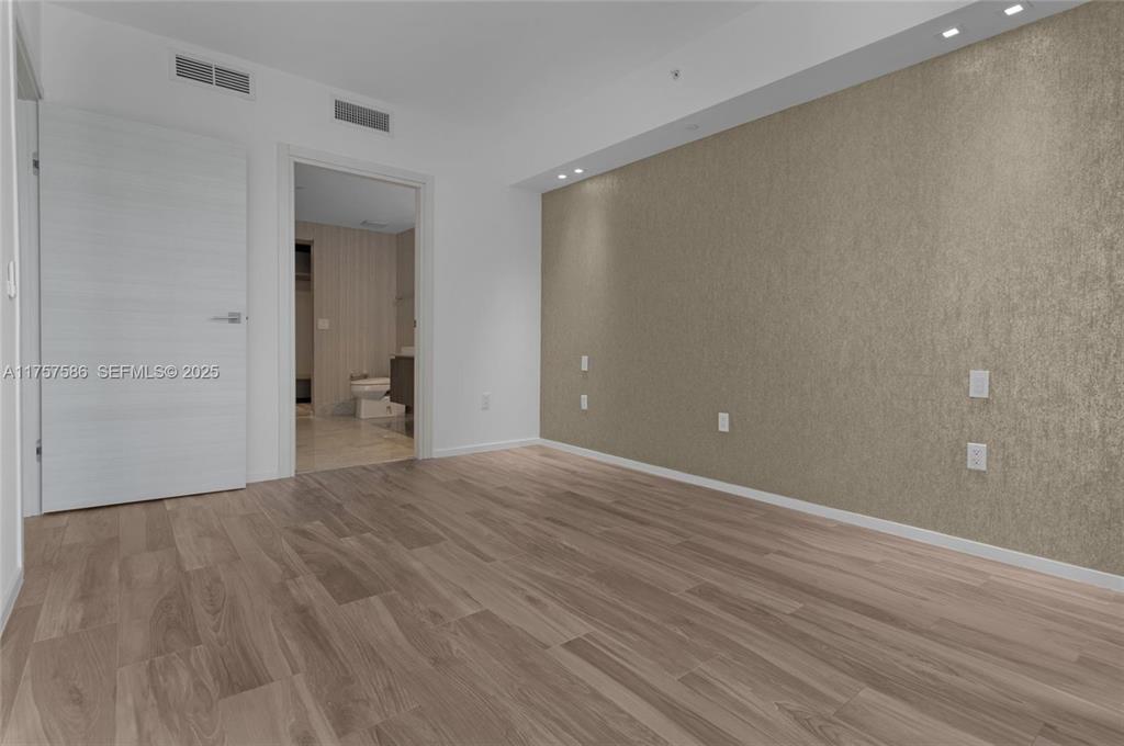 801 SMA RESIDENCES CONDO - Residential Lease