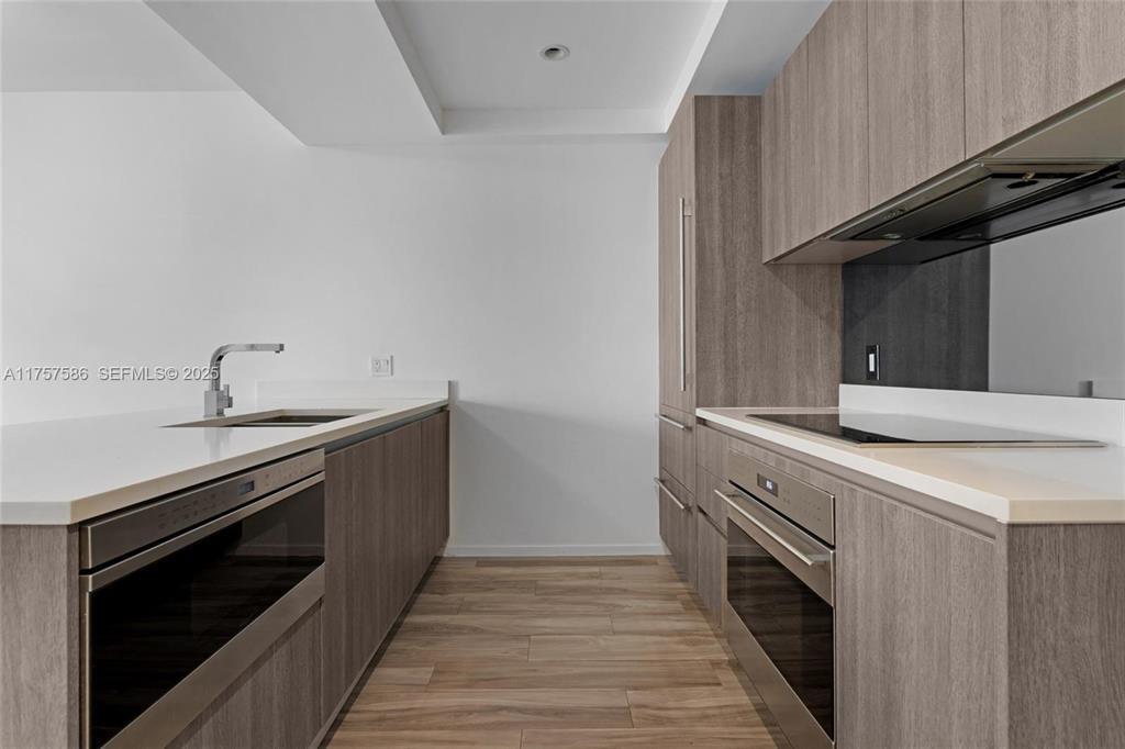 801 SMA RESIDENCES CONDO - Residential Lease