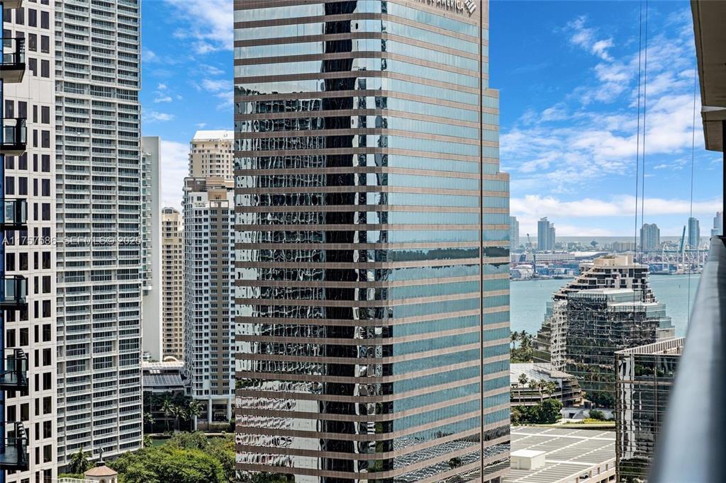 801 SMA RESIDENCES CONDO - Residential Lease