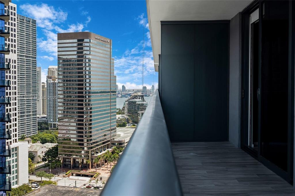 801 SMA RESIDENCES CONDO - Residential Lease