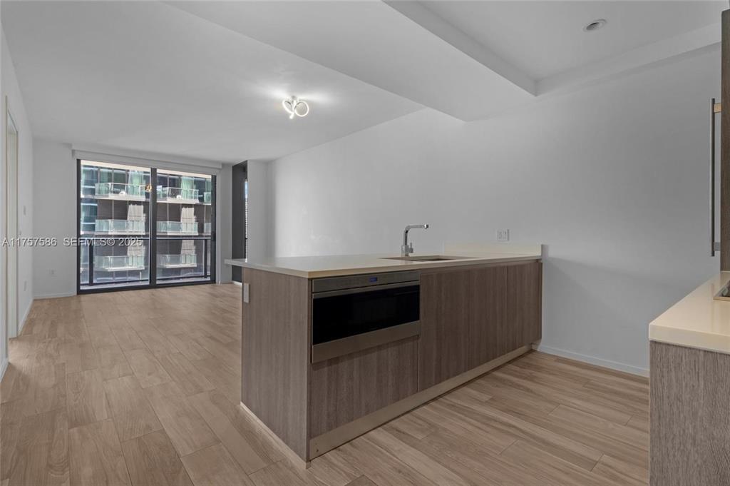 801 SMA RESIDENCES CONDO - Residential Lease