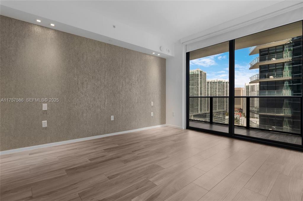 801 SMA RESIDENCES CONDO - Residential Lease