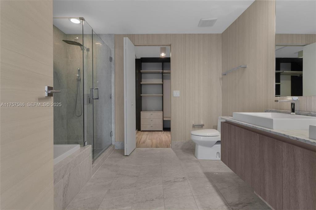 801 SMA RESIDENCES CONDO - Residential Lease