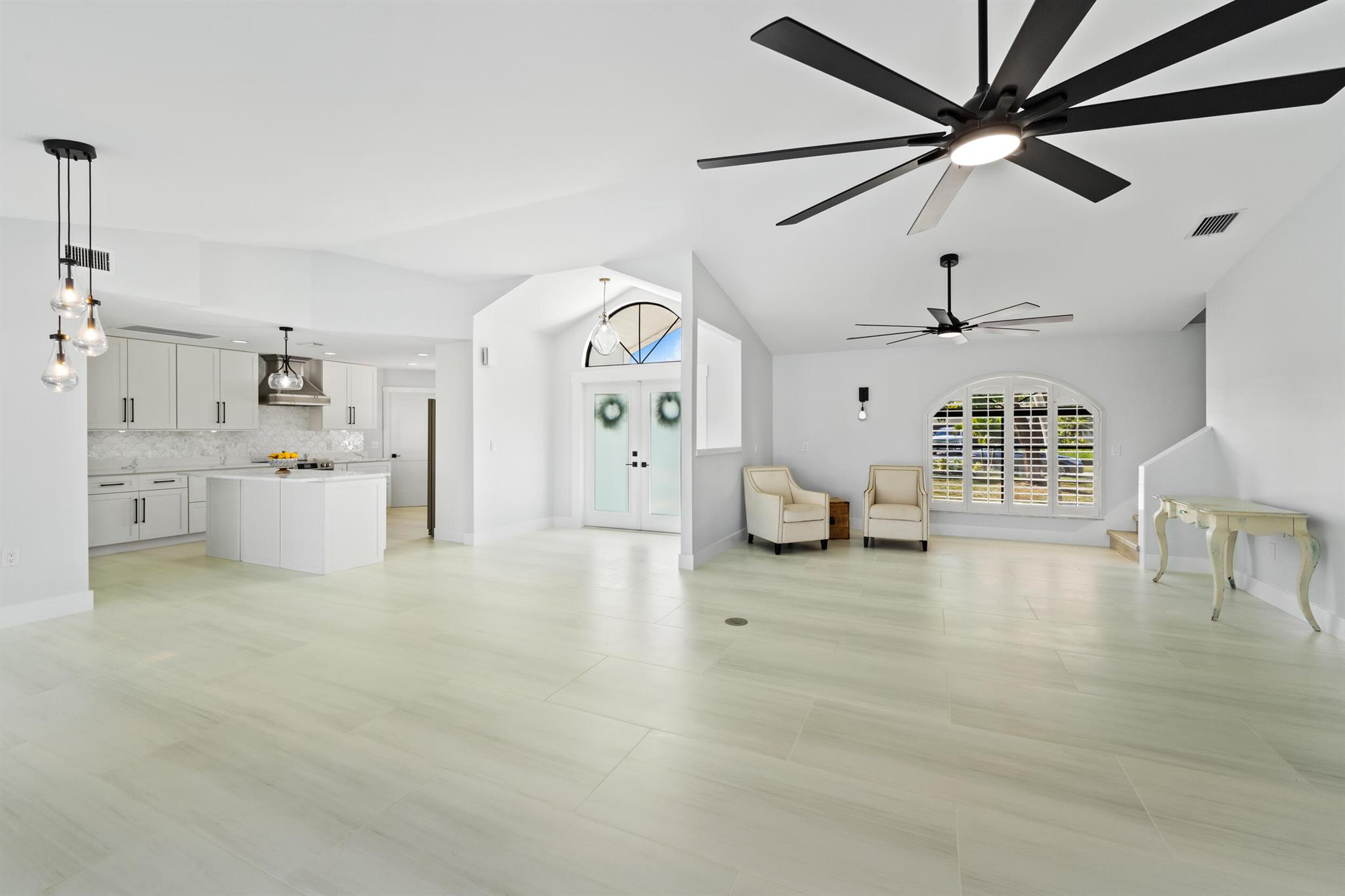 BEAU RIVAGE - Residential