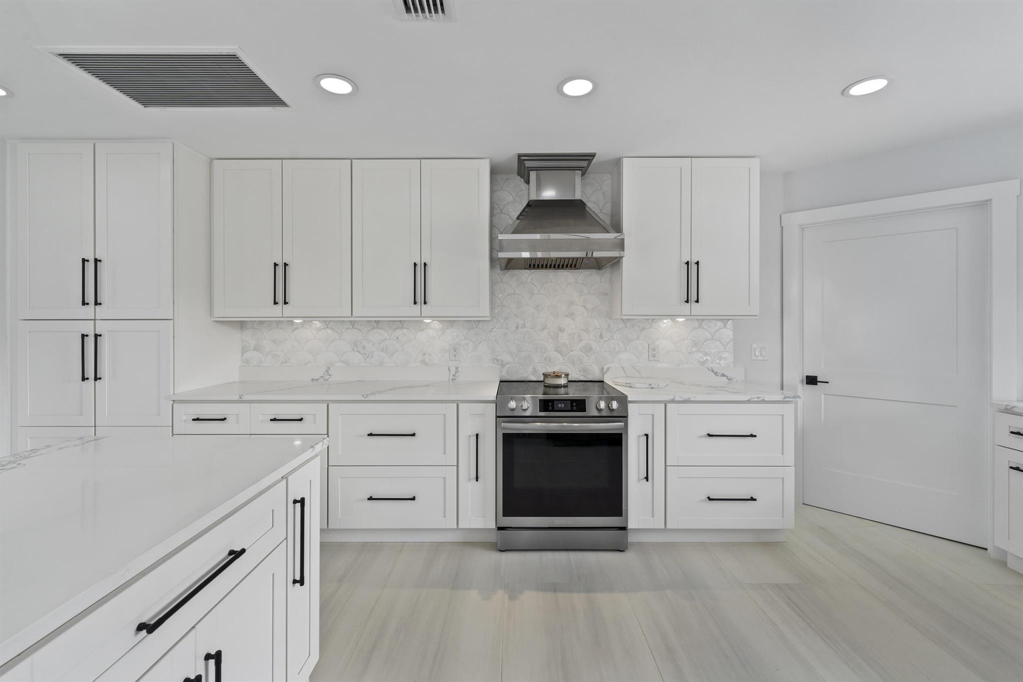 BEAU RIVAGE - Residential