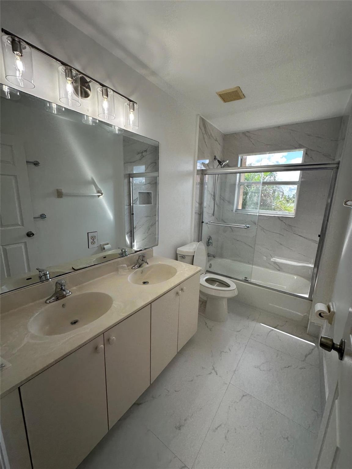 Silver Falls 172-149 B - Residential Lease