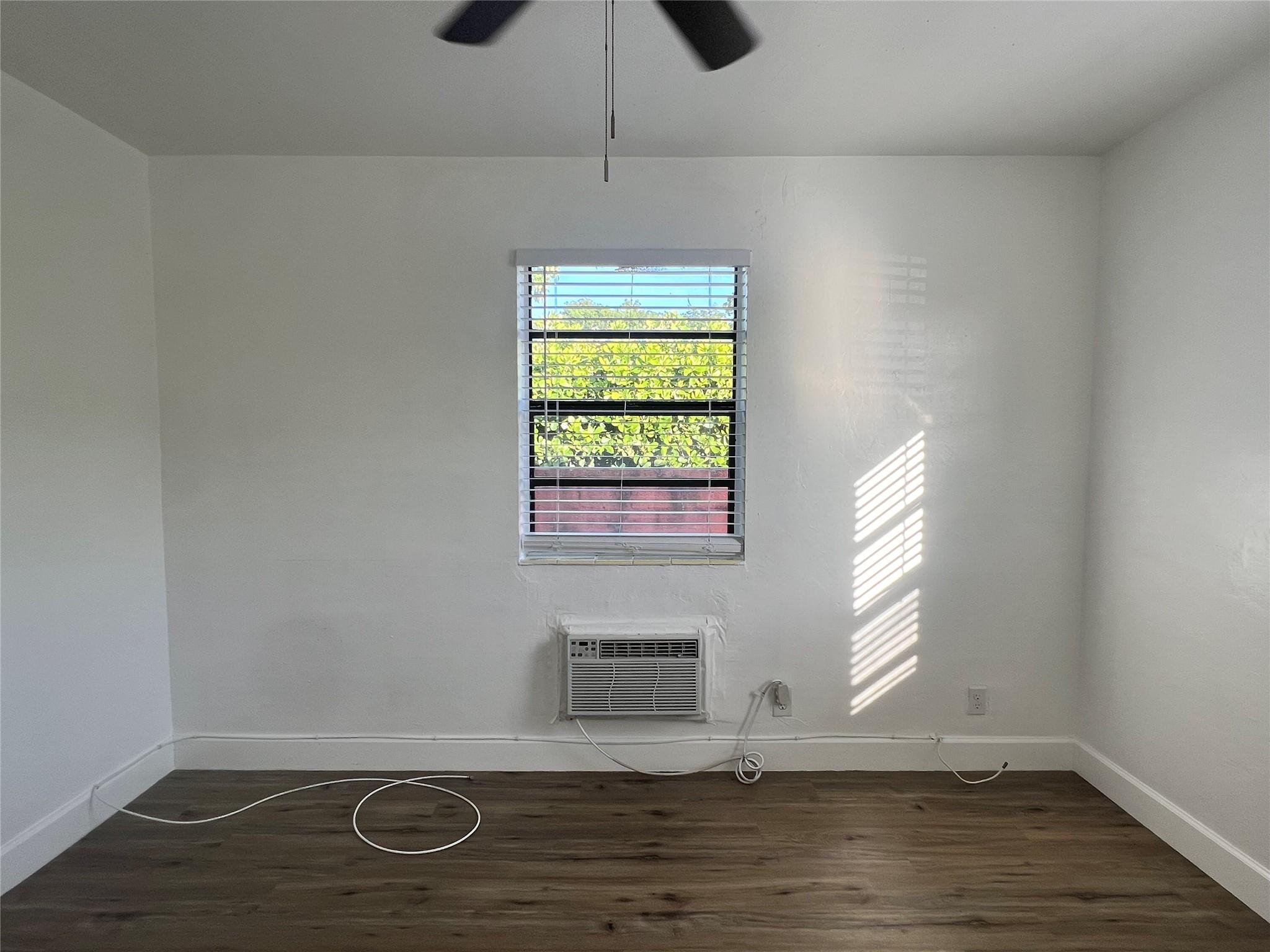 HOLLYWOOD SOUTH SIDE ADD - Residential Lease