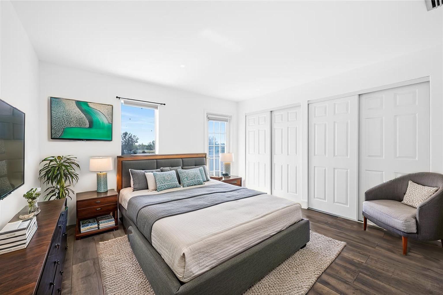 CLUB HOUSE COVE - Residential