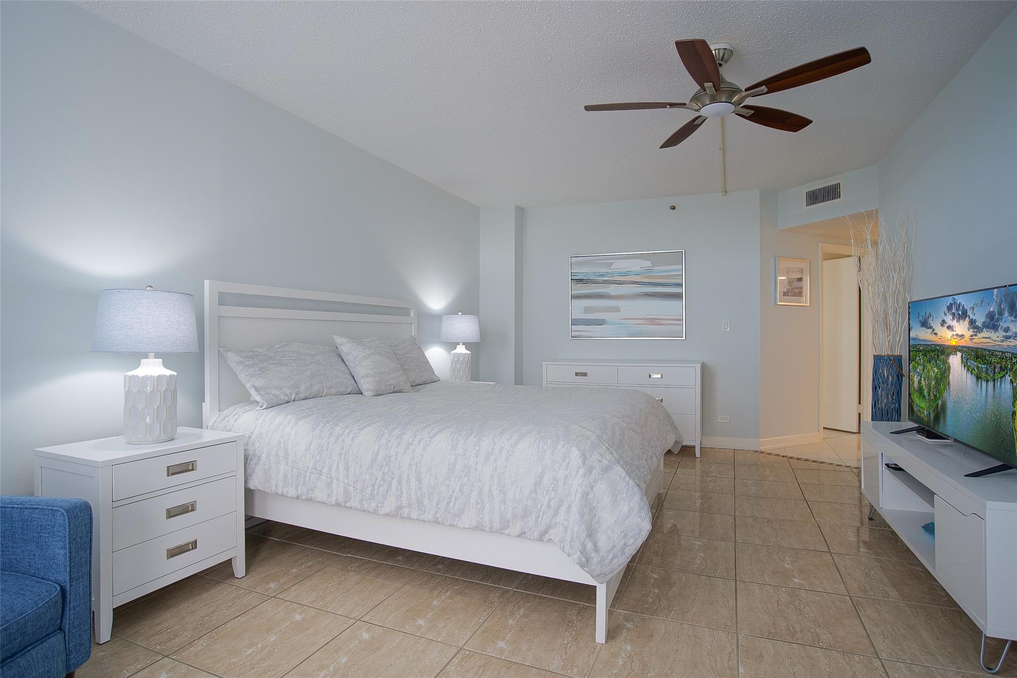 ENVIRON TOWERS - Residential