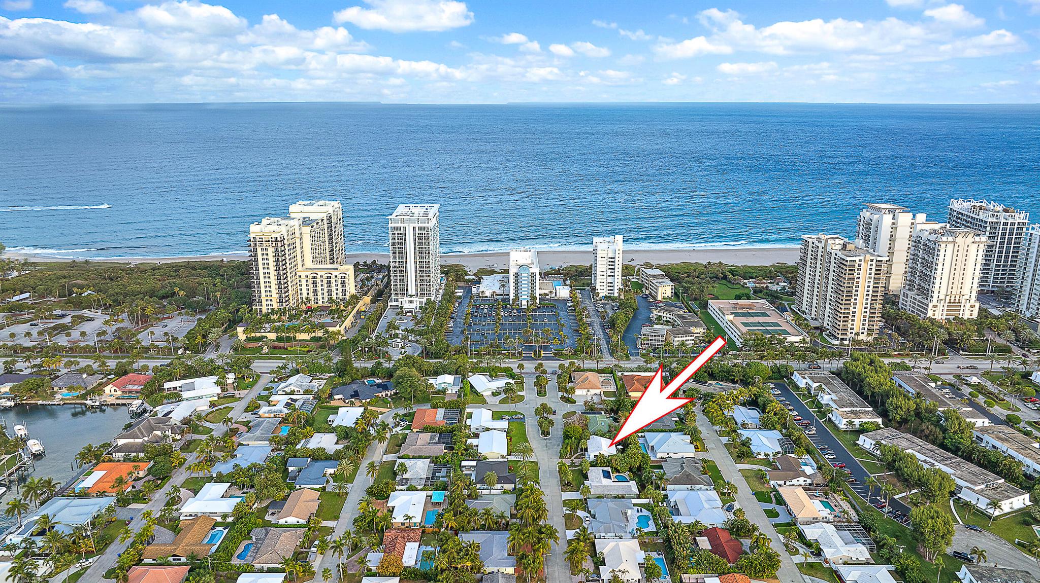 Beautiful 3 BR beach house on Singer Island close to shops and restaurants available this season! Spanish tile flooring in main areas, contemporary open kitchen with Quartz countertops, white cabinets, large dining area, huge bonus room downstairs with big screen tv, which leads to fenced yard and a plunge pool which can be heated. Other features include: sunroom/screened porch, comfy sectional couch in living room which leads to the deck with sliding doors throughout the home on an oversized beautifully landscaped lot, high ceilings, guest retreat on the top floor which can sleep 4. 5 bikes provided for your use. Close to beach. Don't miss out on this beauty! Available December 2025 through June 2026. All utilities included except electric.