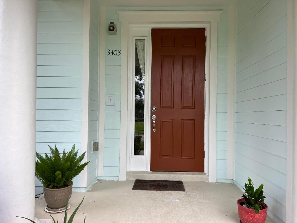 Photo of 3303 E Mallory Boulevard, Jupiter, FL 33458 (MLS # R11103838)