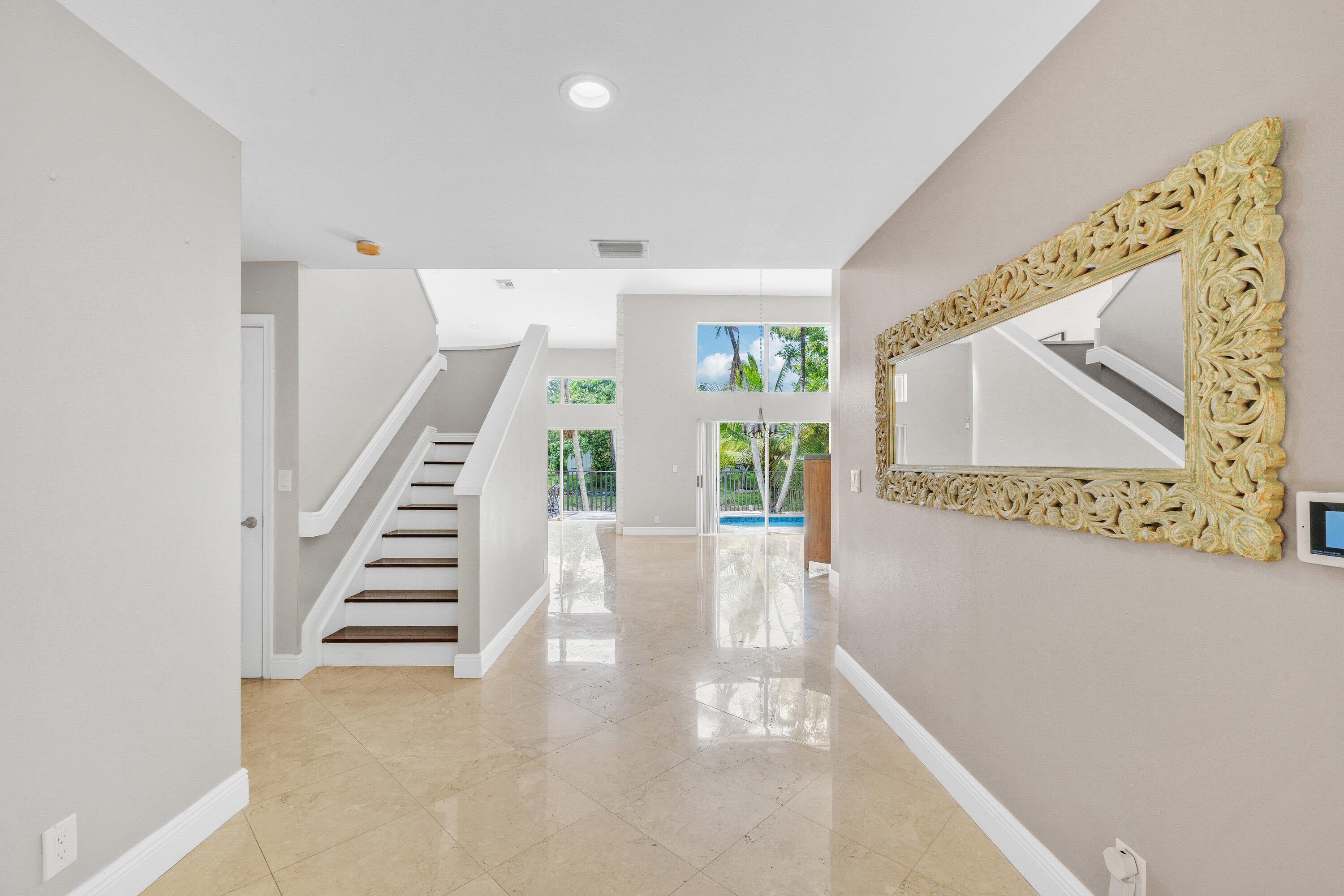 5921 NW 59TH Avenue