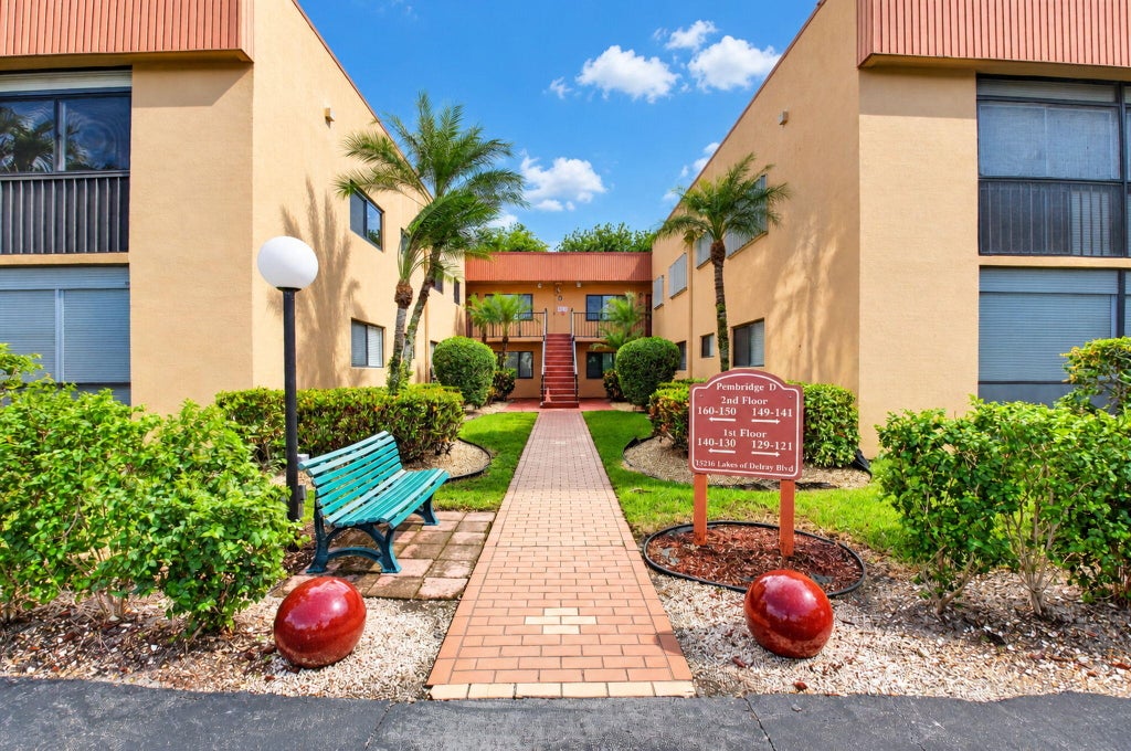 Photo of 15216 LAKES OF DELRAY Boulevard #154, Delray Beach, FL 33484 (MLS # B26093407)