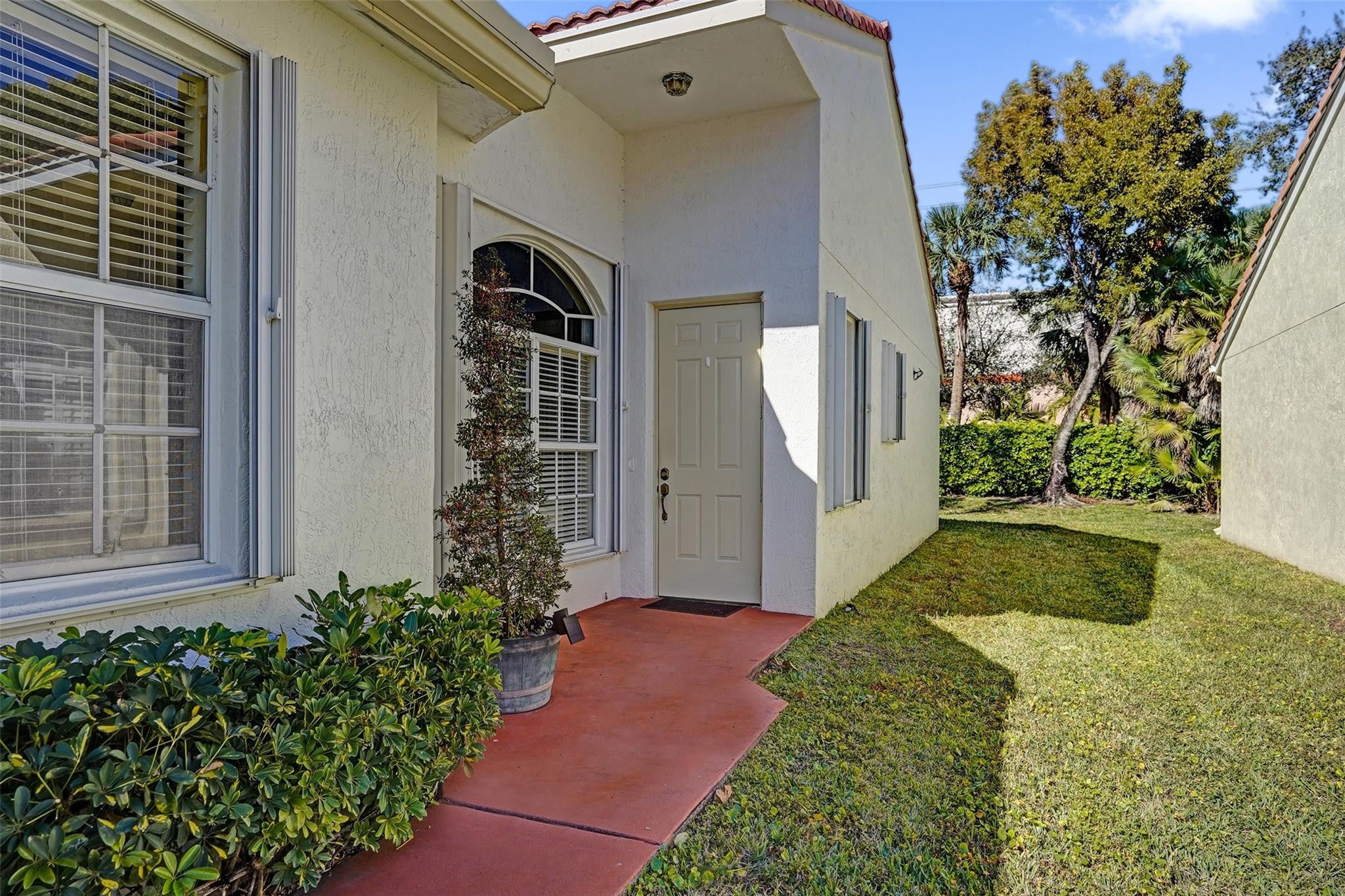 Properties | Stephanie Kaufman 6267 Petunia Road 6267