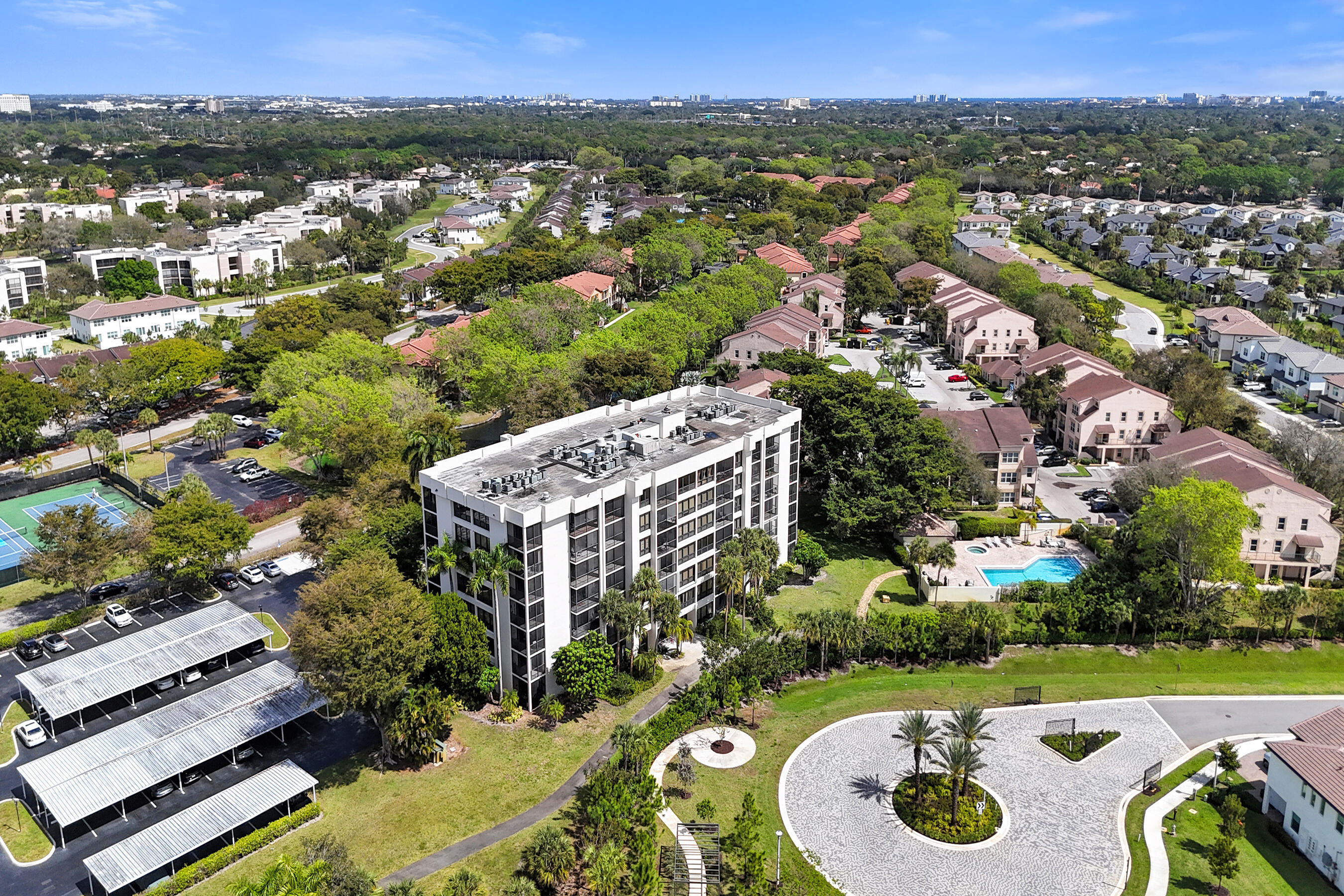 WELLESLEY PARK CONDO - Residential