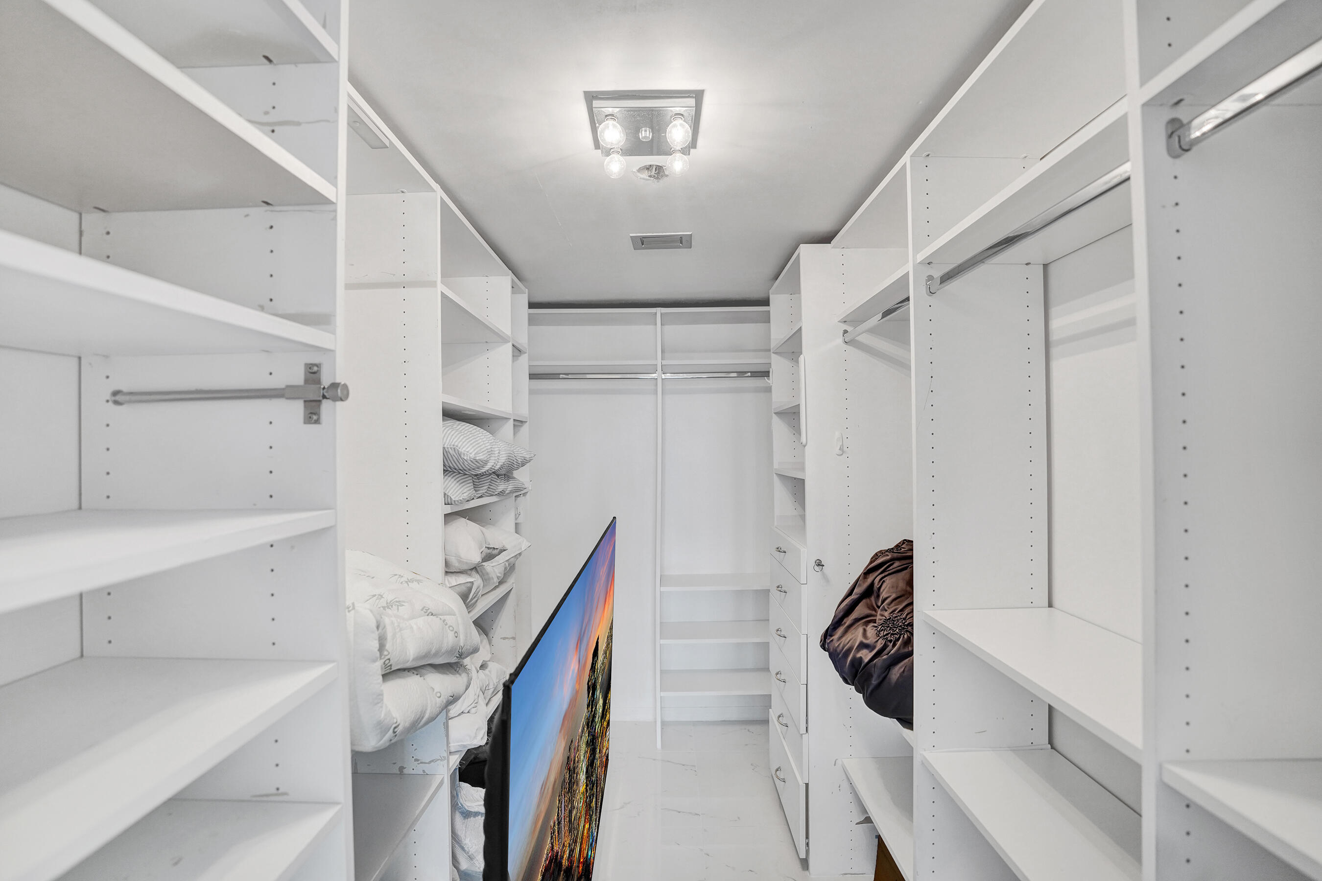 WELLESLEY PARK CONDO - Residential