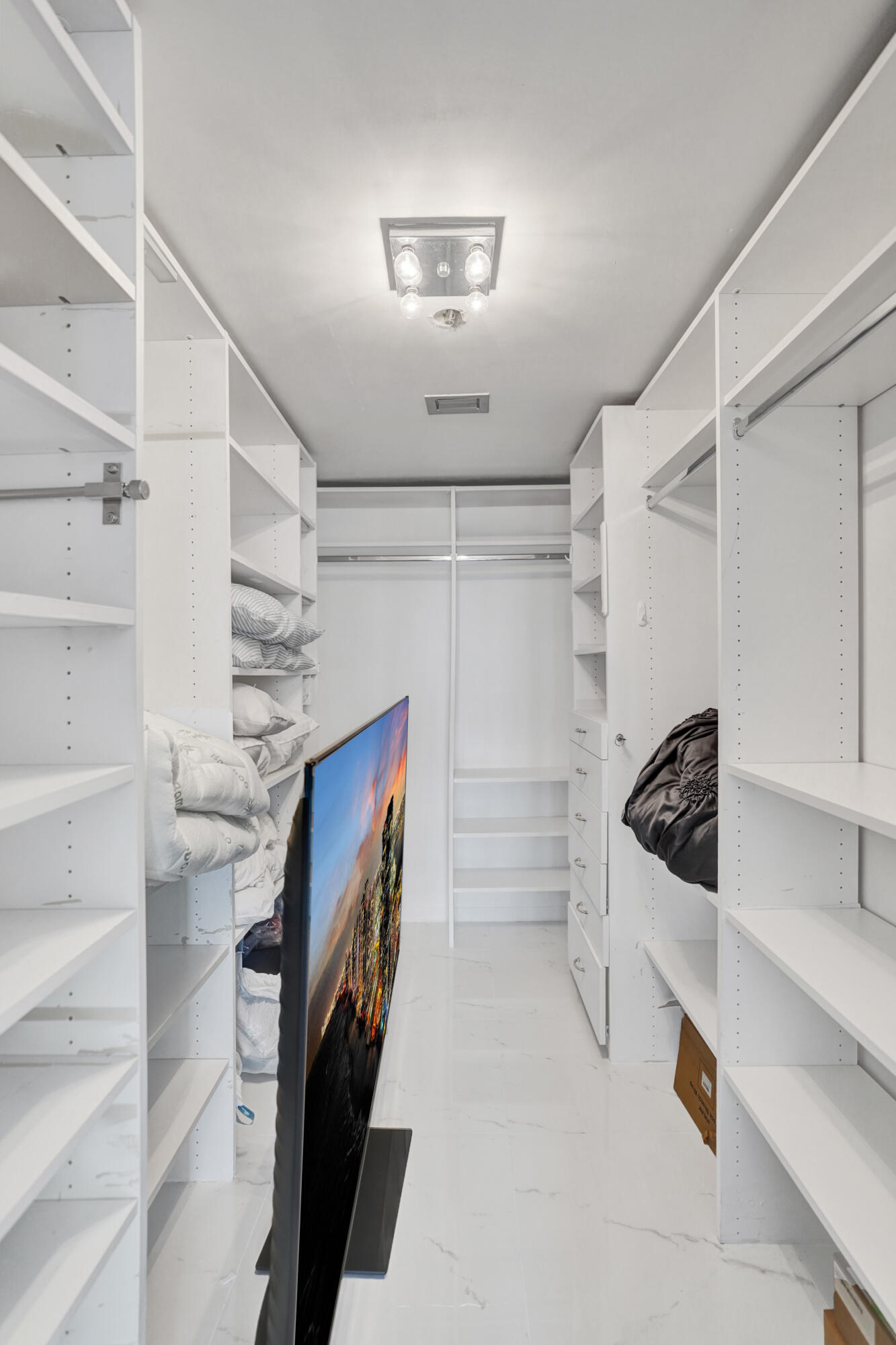 WELLESLEY PARK CONDO - Residential