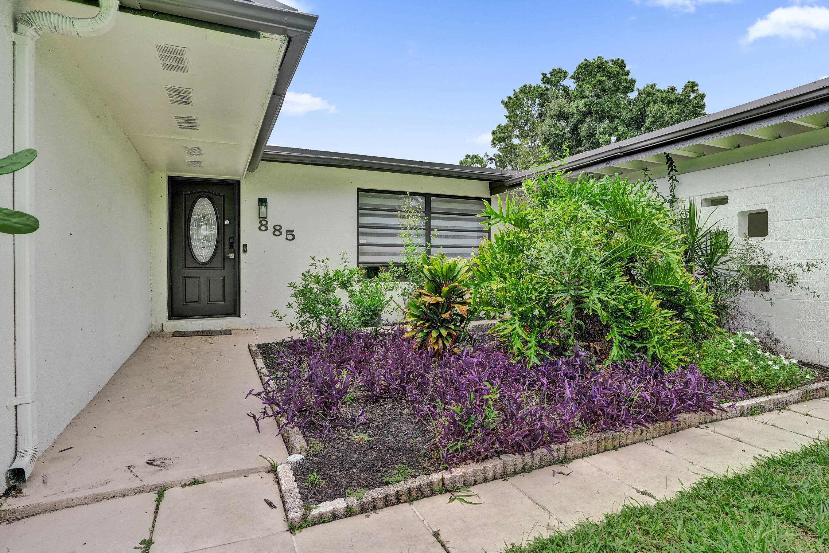 885 Azalea Court