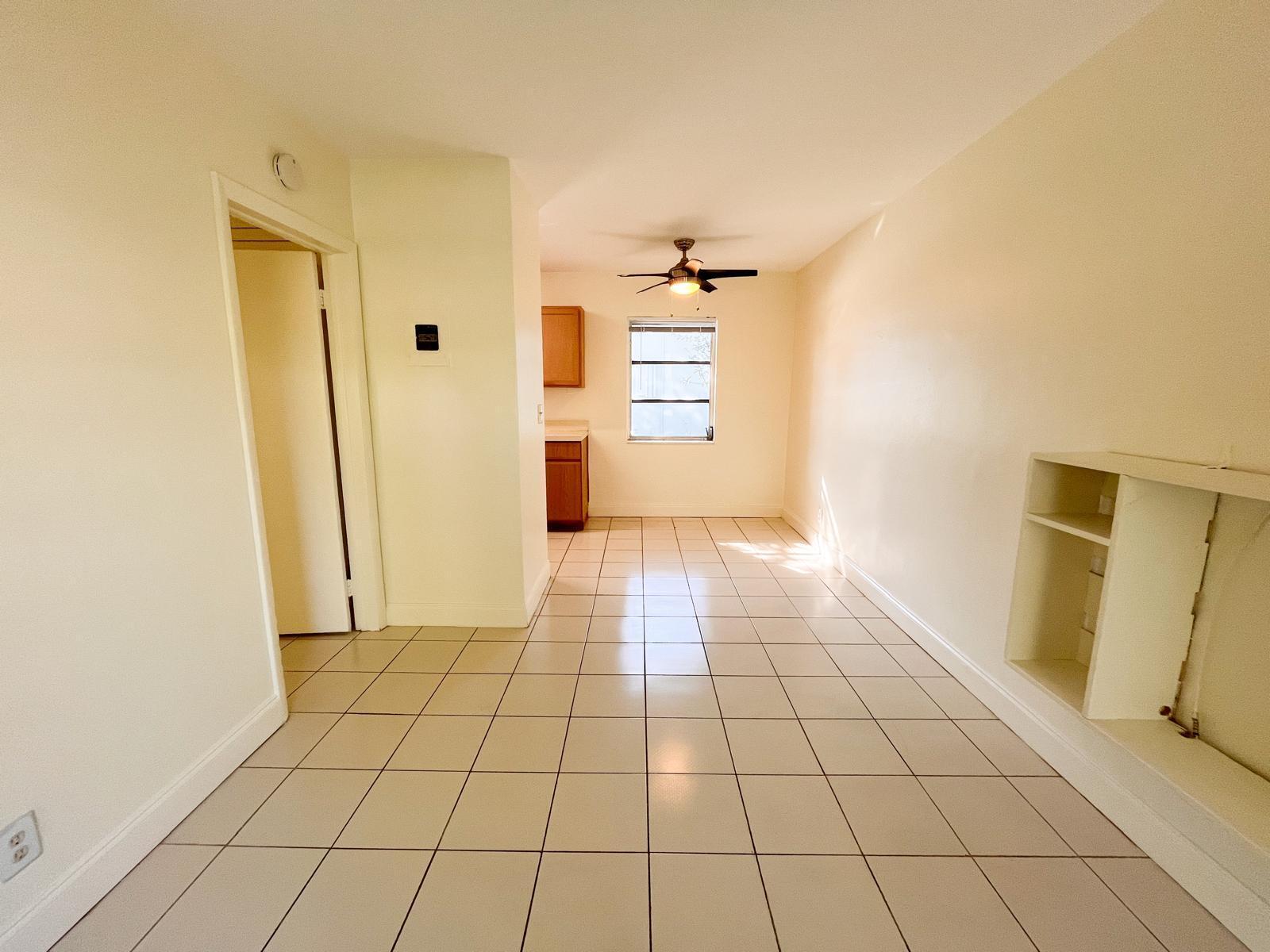 KENMONT - Residential Lease