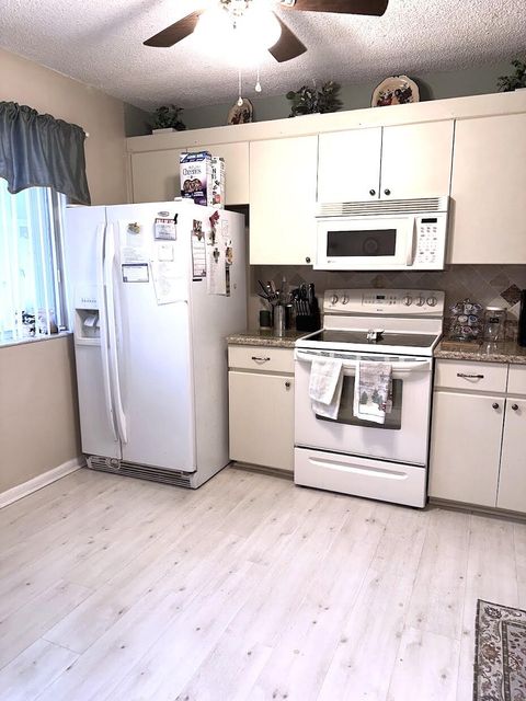Tiny photo for 6698 10th Avenue N #106, Lake Worth, FL 33467 (MLS # R11152756)