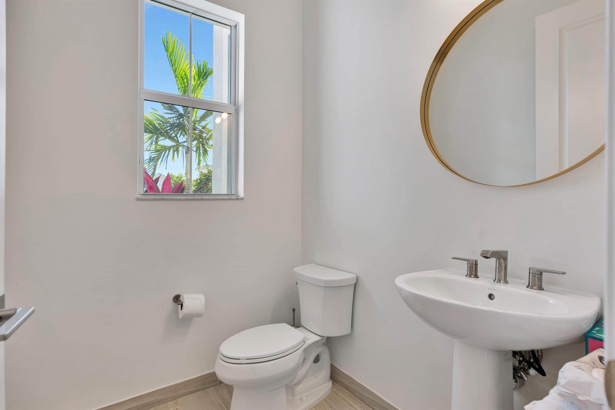 AVENIR, WATERMARK AT AVEN - Residential