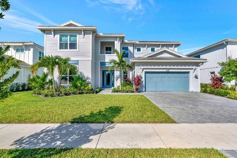 Photo of 9264 Crestview Circle, Palm Beach Gardens, FL 33412 (MLS # R11133740)