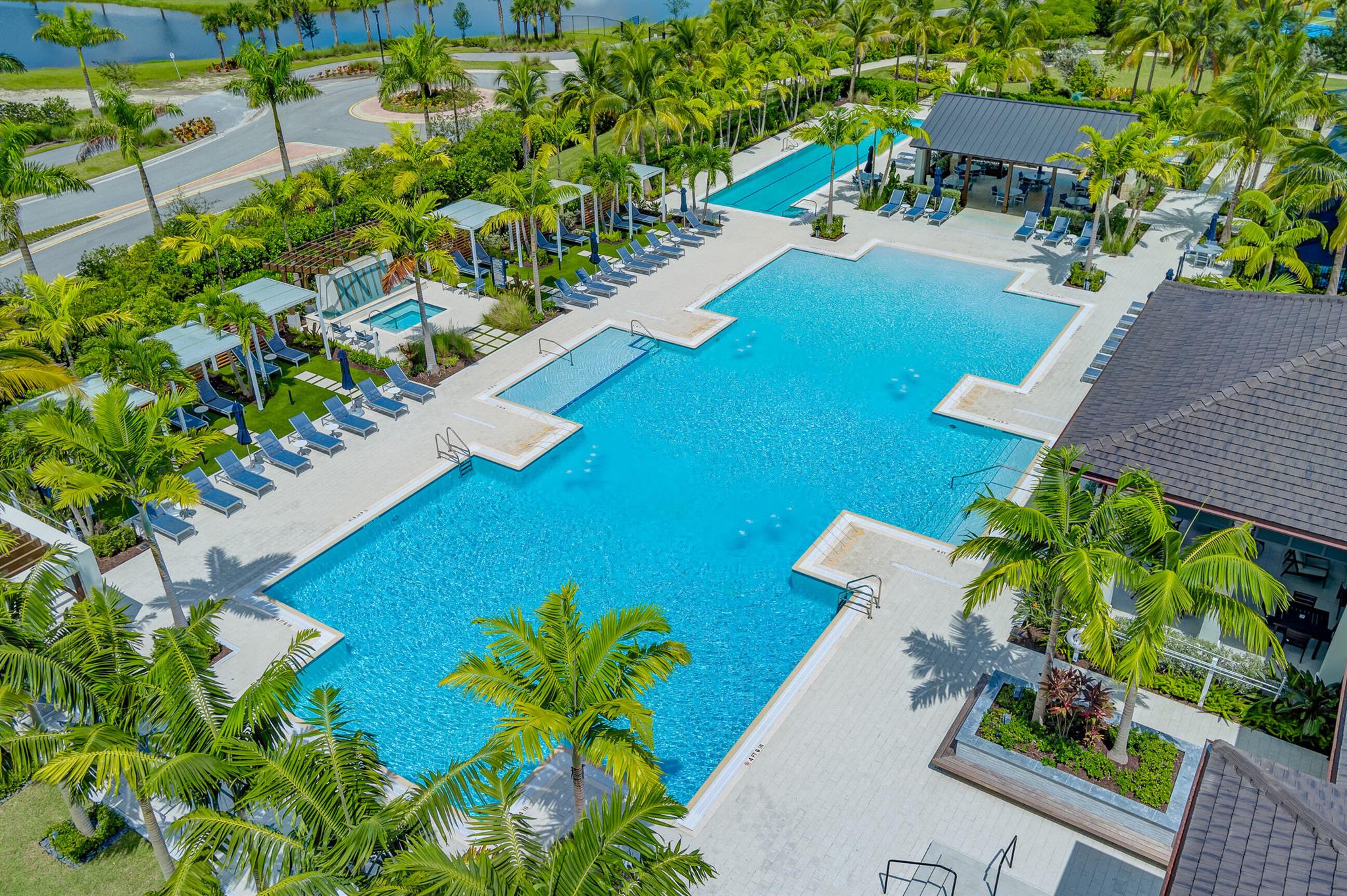 AVENIR, WATERMARK AT AVEN - Residential