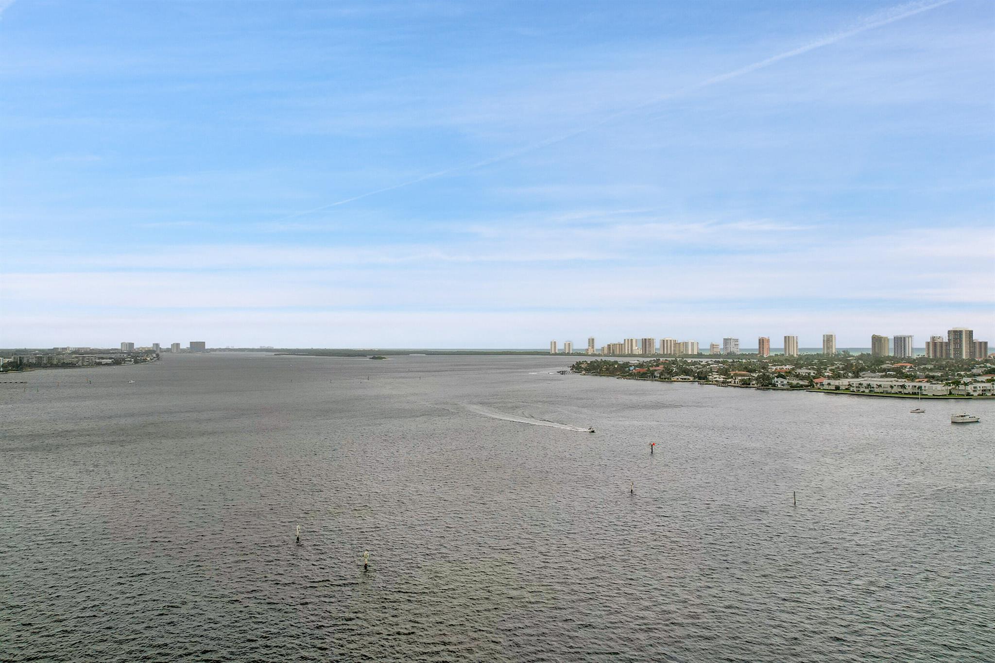 MARINA GRANDE RIVIERA BEA - Residential