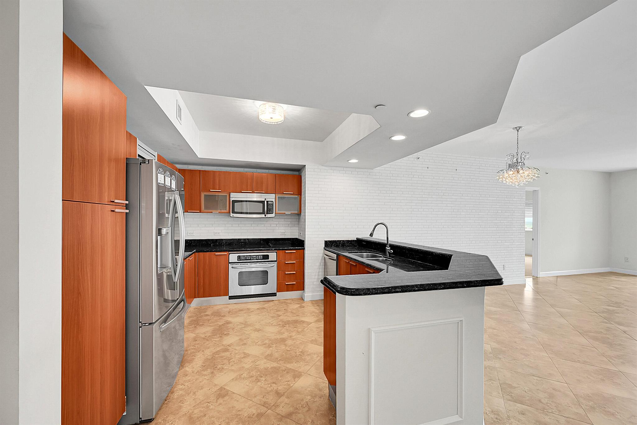 MARINA GRANDE RIVIERA BEA - Residential