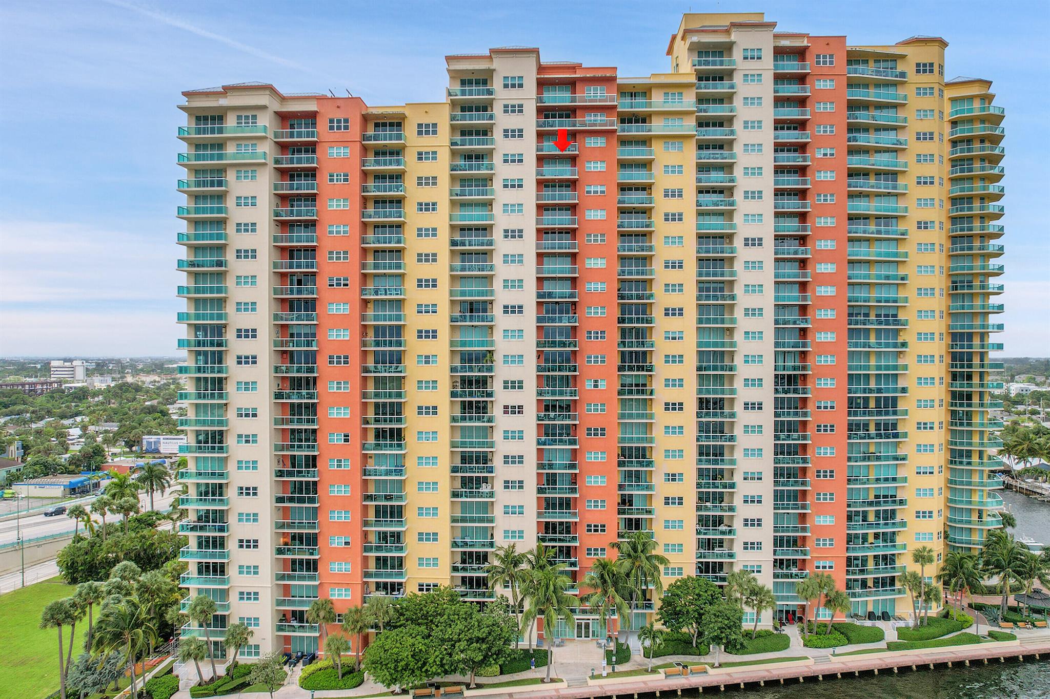 MARINA GRANDE RIVIERA BEA - Residential