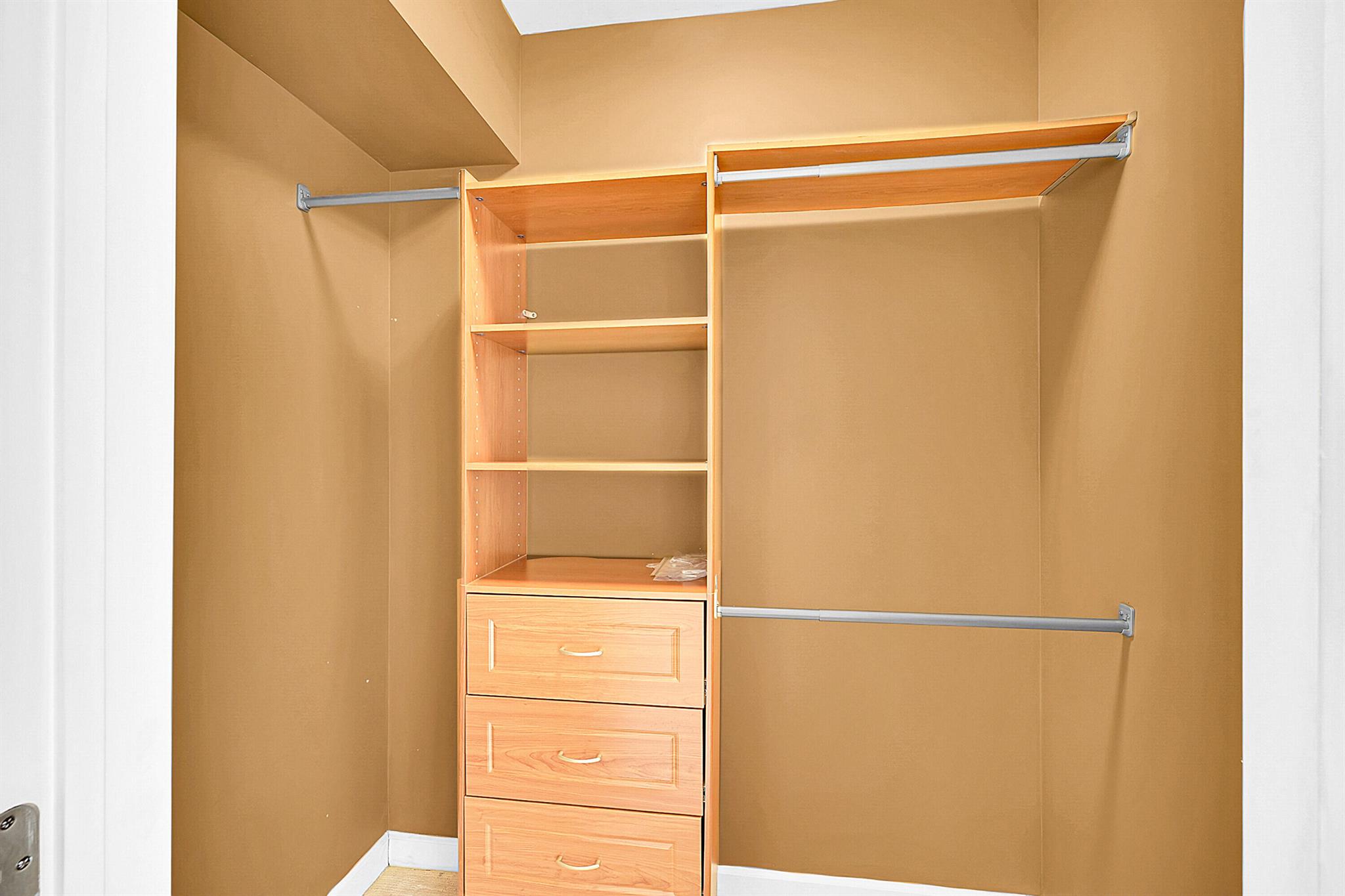 MARINA GRANDE RIVIERA BEA - Residential