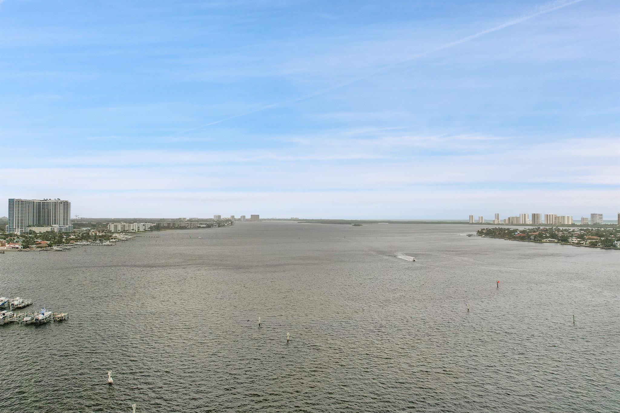 MARINA GRANDE RIVIERA BEA - Residential