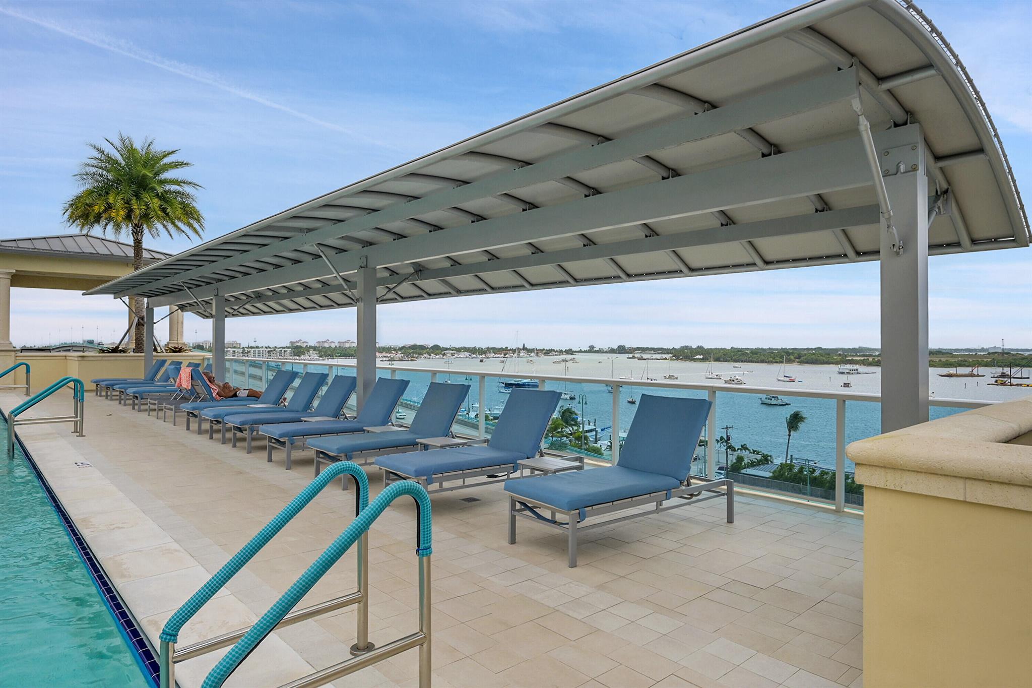 MARINA GRANDE RIVIERA BEA - Residential